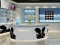 Modern Mobile Showroom Escape — 無料オンラインゲーム