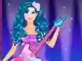 Barbie Glam Popstar — 無料オンラインゲーム