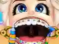 Baby Elsa Wears A Brace — 無料オンラインゲーム