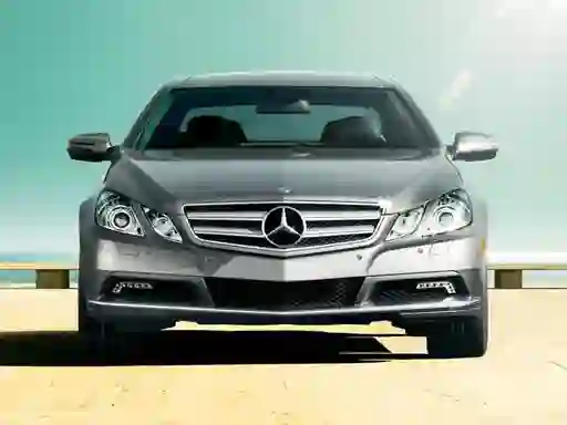 E Coupe Cars Puzzle — 無料オンラインゲーム