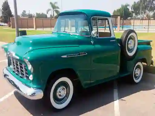Classic Trucks Puzzle — 無料オンラインゲーム