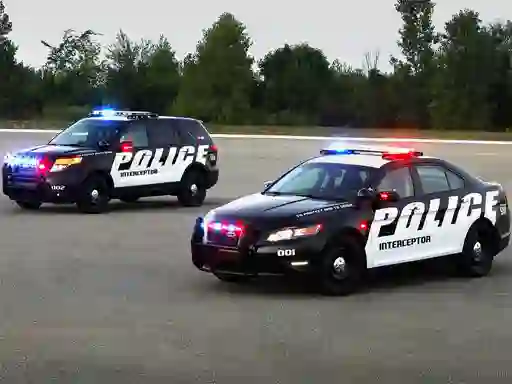 Police Cars Puzzle — 無料オンラインゲーム