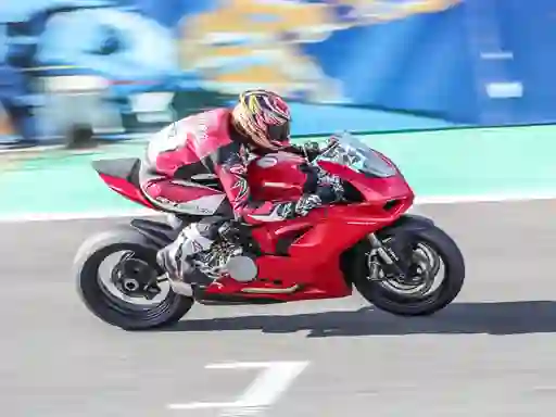 Ducati Panigale — 無料オンラインゲーム