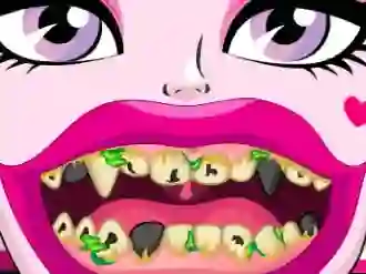 Draculaura Bad Teeth — 無料オンラインゲーム