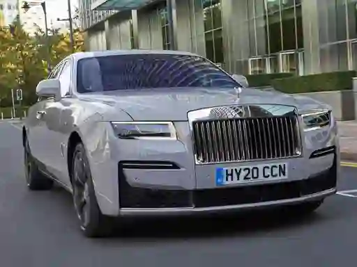 Rolls-Roycs Ghost Slide — 無料オンラインゲーム