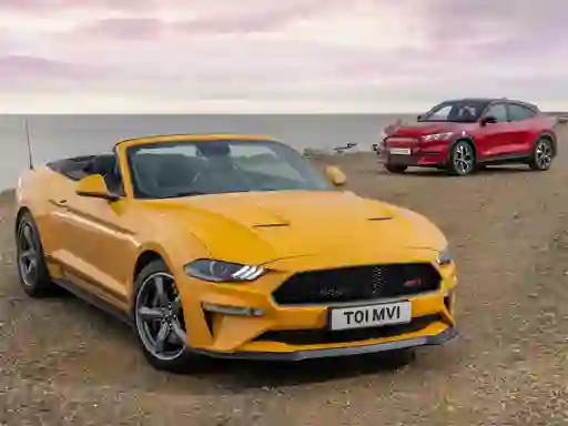 Ford Mustang California Special Slide — 無料オンラインゲーム