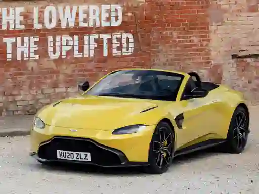 Aston Martin Vantage Roadster — 無料オンラインゲーム
