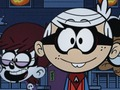 ゲームあなたの騒々しい家のハロウィーンの衣装は何ですか？ オンライン