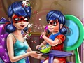 ゲームドット柄の女の子の幼児の食事オンライン