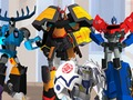 ゲームトランスフォーマー。 変装したロボット: 派閥対決 オンライン